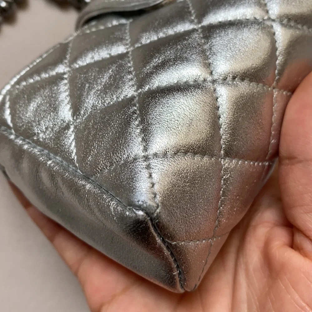 Chanel quilted lambskin mini pearl chain crossbody card case coin purse - Picture 8 of 11